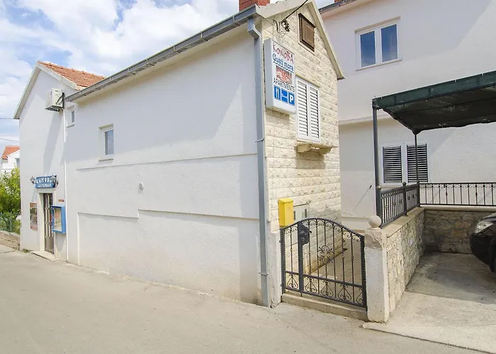 Semesterbostad House Andelka Supetar